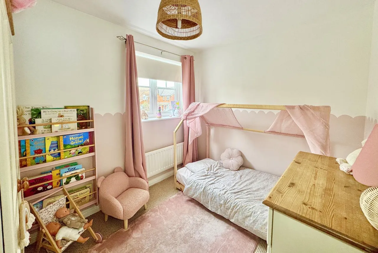 Malmesbury Park Road, BH8, photo 4