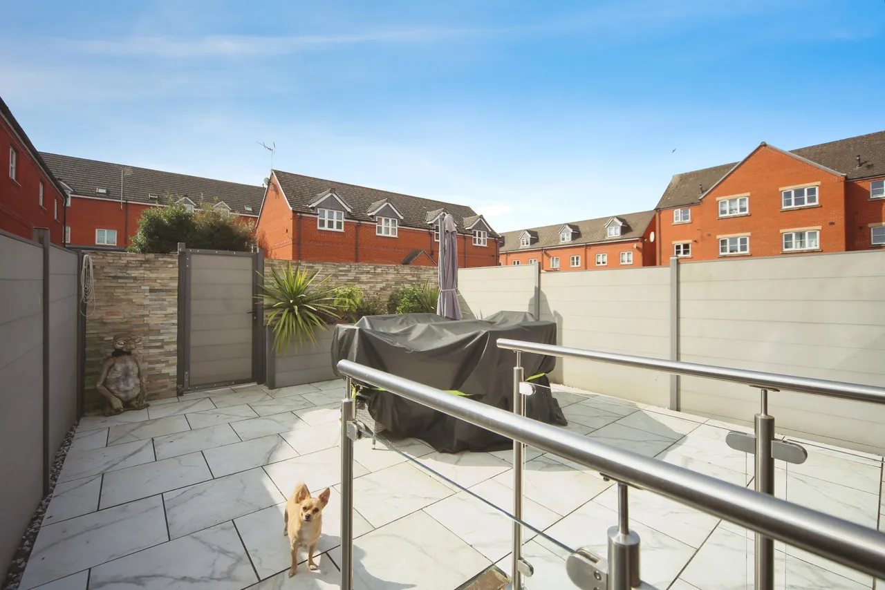 Quayle Court, Kidderminster, DY11, photo 15