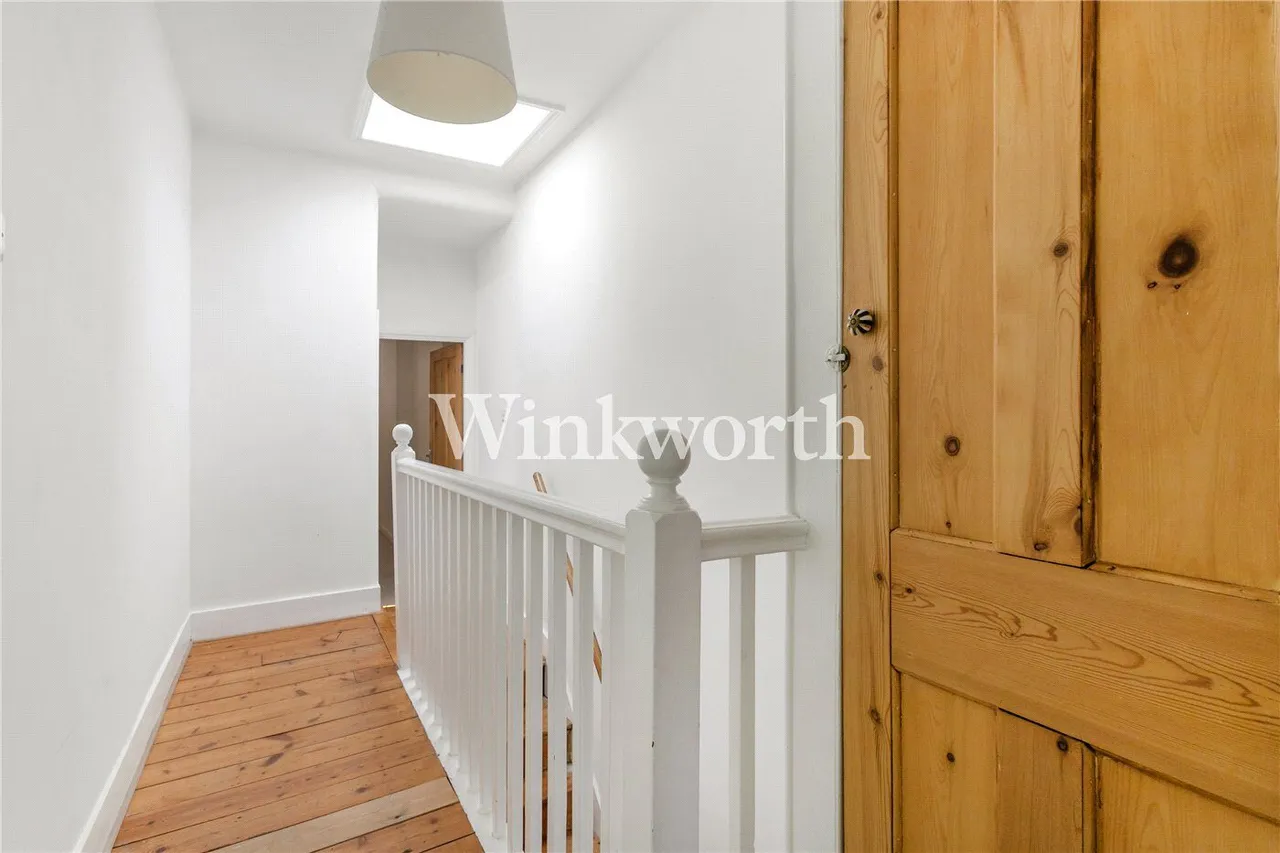 Waltheof Avenue, London, N17, photo 13