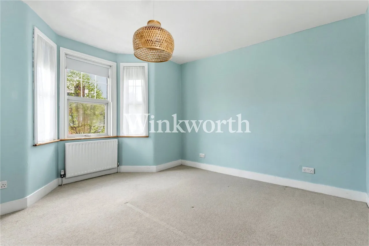 Waltheof Avenue, London, N17, photo 11