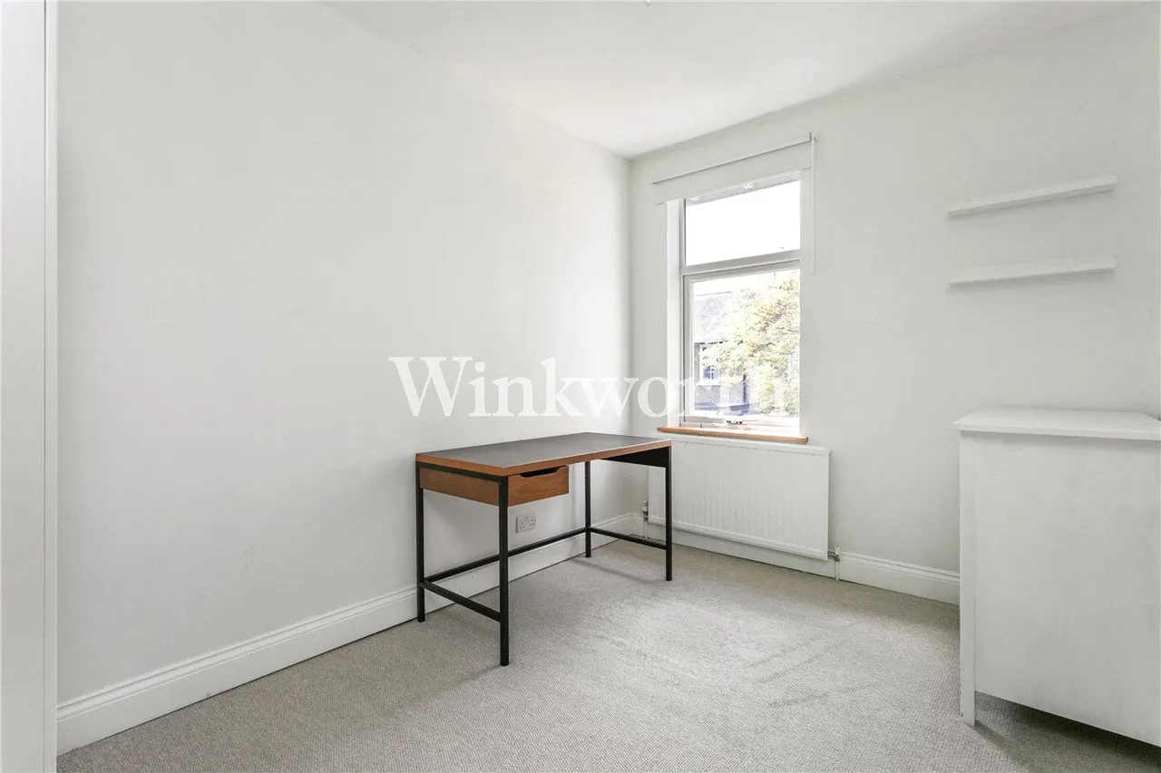 Waltheof Avenue, London, N17, photo 14