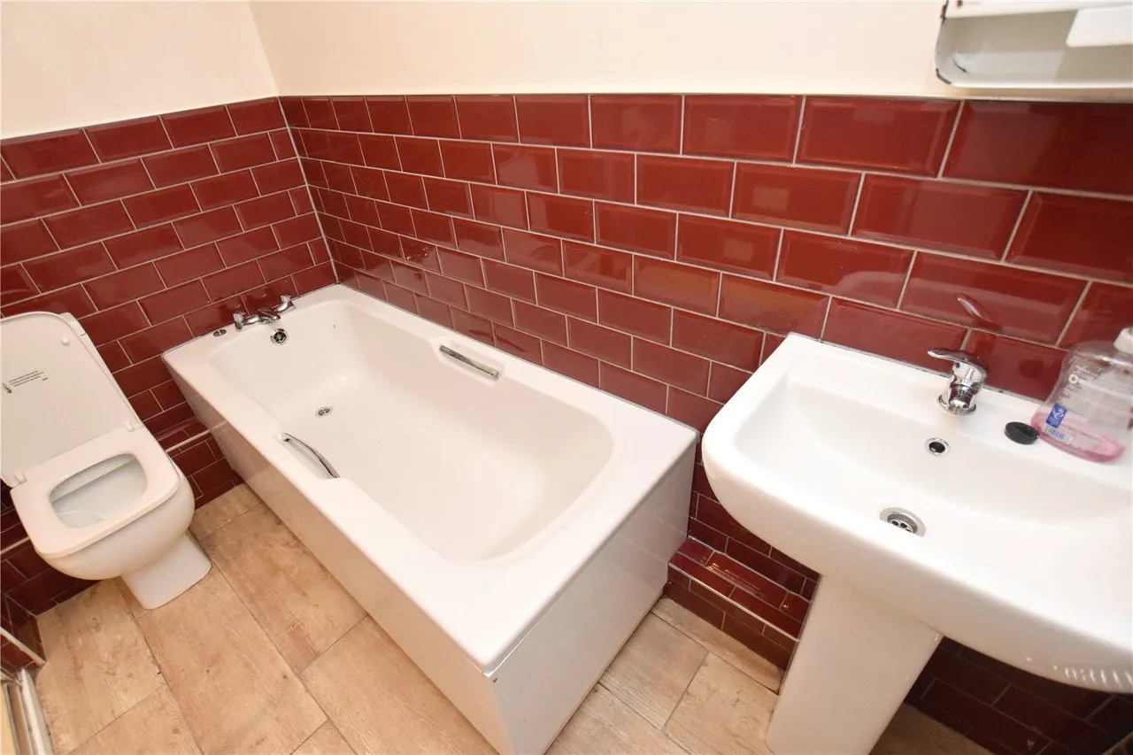 Manchester Road, Tintwistle, SK13, photo 15