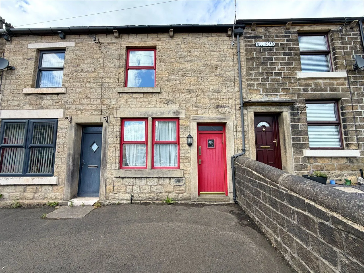 3 bed house for sale, Manchester Road, Tintwistle, SK13