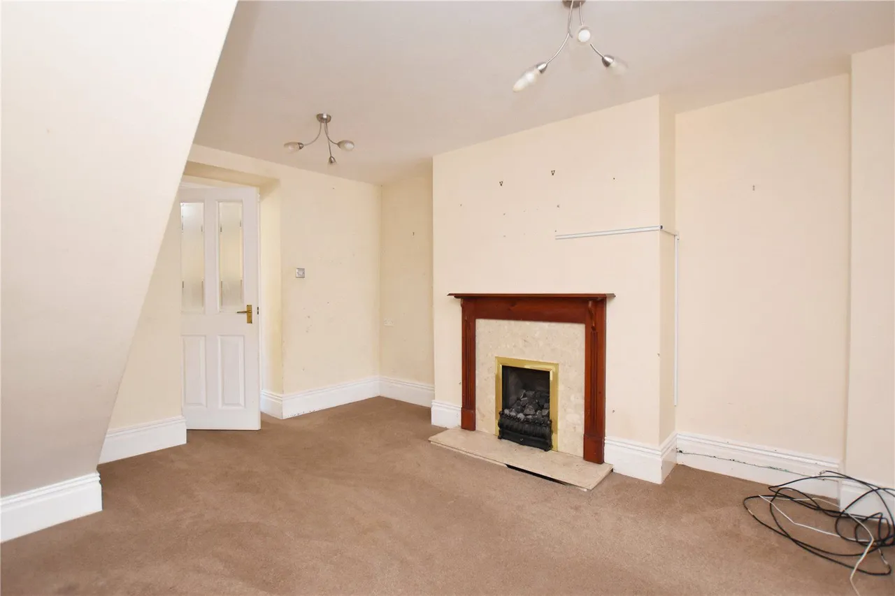 Manchester Road, Tintwistle, SK13, photo 7