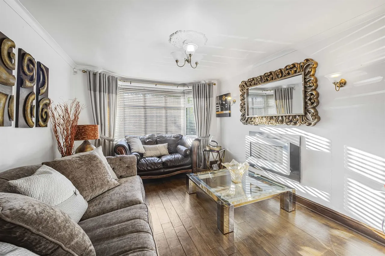 Warburton Close, Altrincham, photo 6