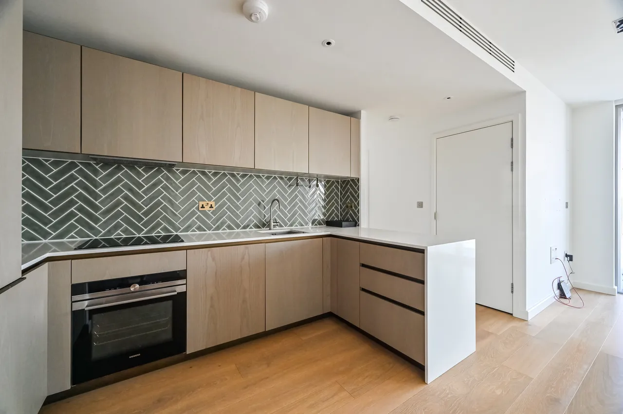 Flat 2404, 145 City Road, London, photo 7