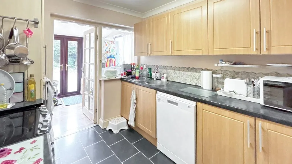 Selsdon Park Road, South Croydon, photo 5