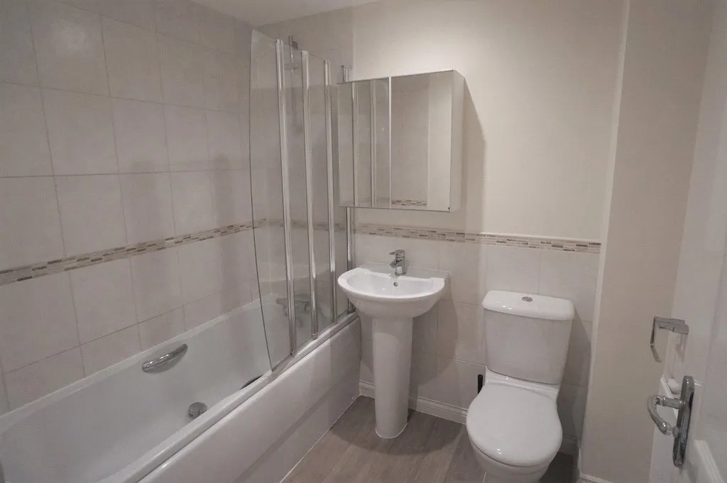 Long Down Avenue, Bristol, Gloucestershire, BS16, photo 3