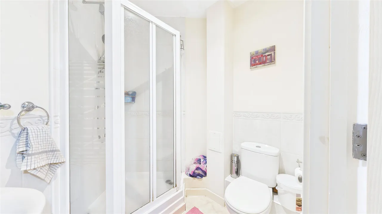 Butler Close, Edgware, HA8 5QQ, photo 9