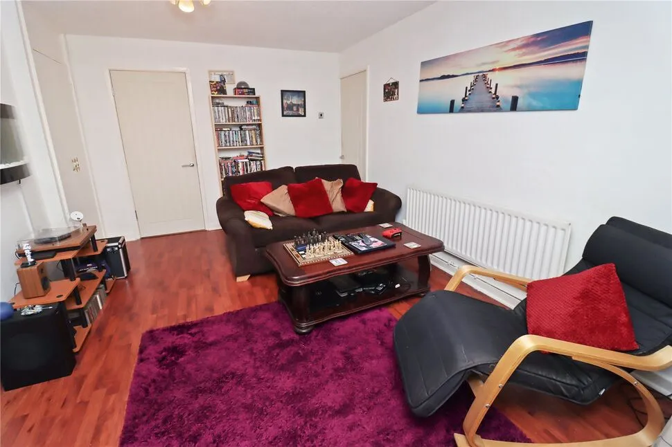 Bede House, Castle Green, SR3, photo 2