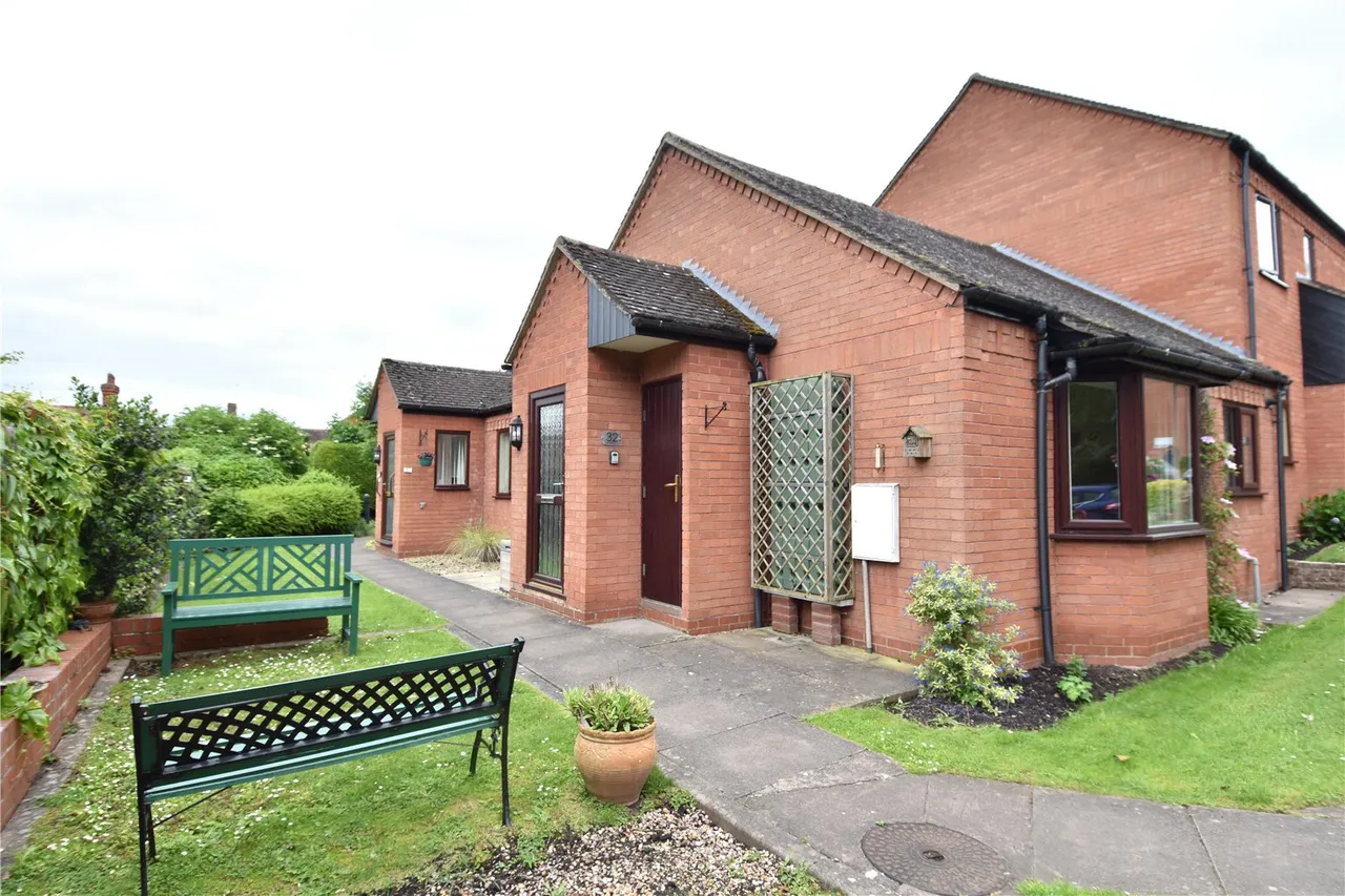 St. Georges Crescent, Droitwich, Worcestershire, WR9 8HJ, photo 16