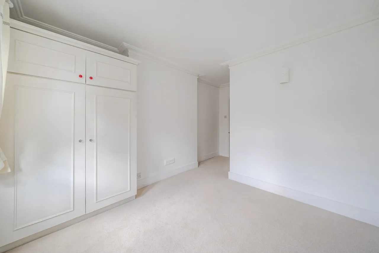 Acris Street, London, SW18, photo 10