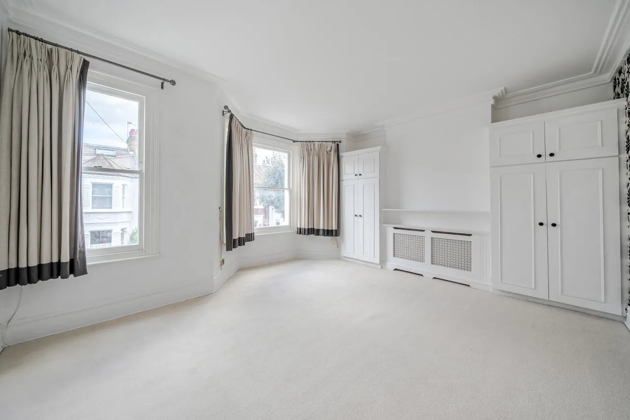Acris Street, London, SW18, photo 4