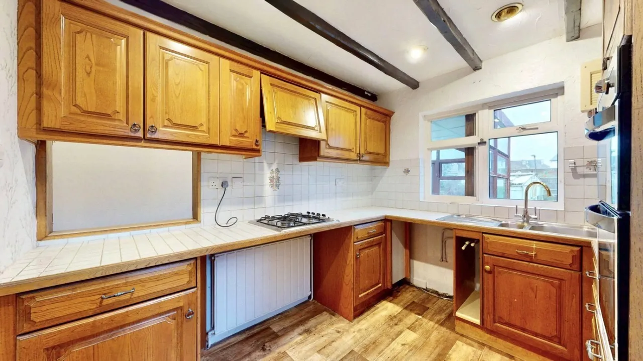 Stanwell Gardens, Stanwell, TW19, photo 14