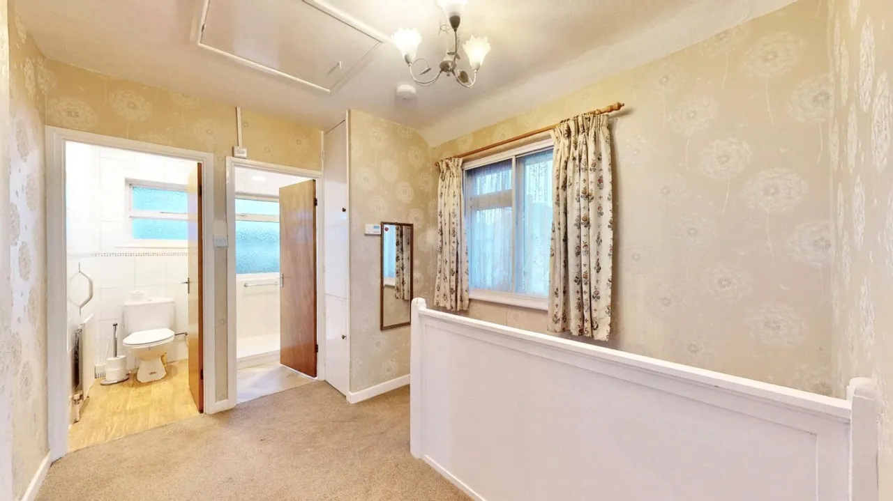 Stanwell Gardens, Stanwell, TW19, photo 7