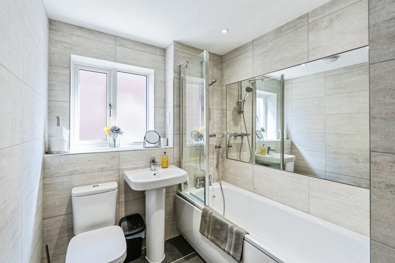 Harrison Way, Rownhams, Southampton, photo 10