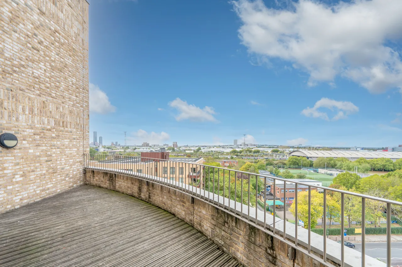 London, NW10, photo 11