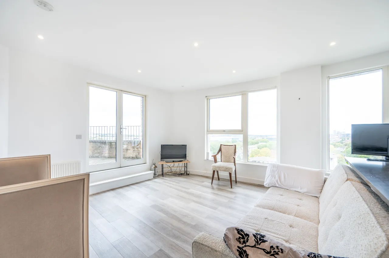 London, NW10, photo 12