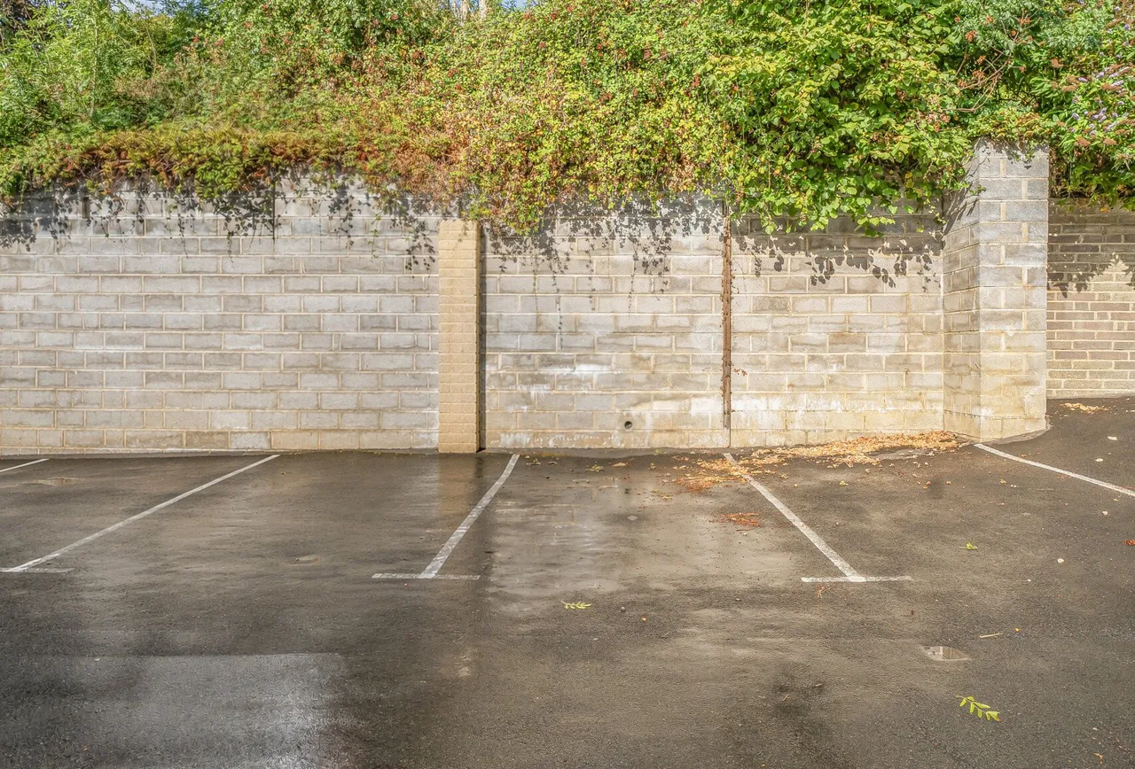 Woodchester Garage, Gloucestershire, Rooksmoor, GL5 5NE, photo 20