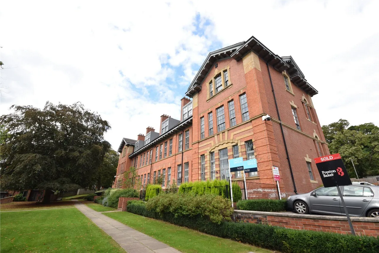 1 bed flat to rent, Victoria Gardens, Hyde Park, LS6