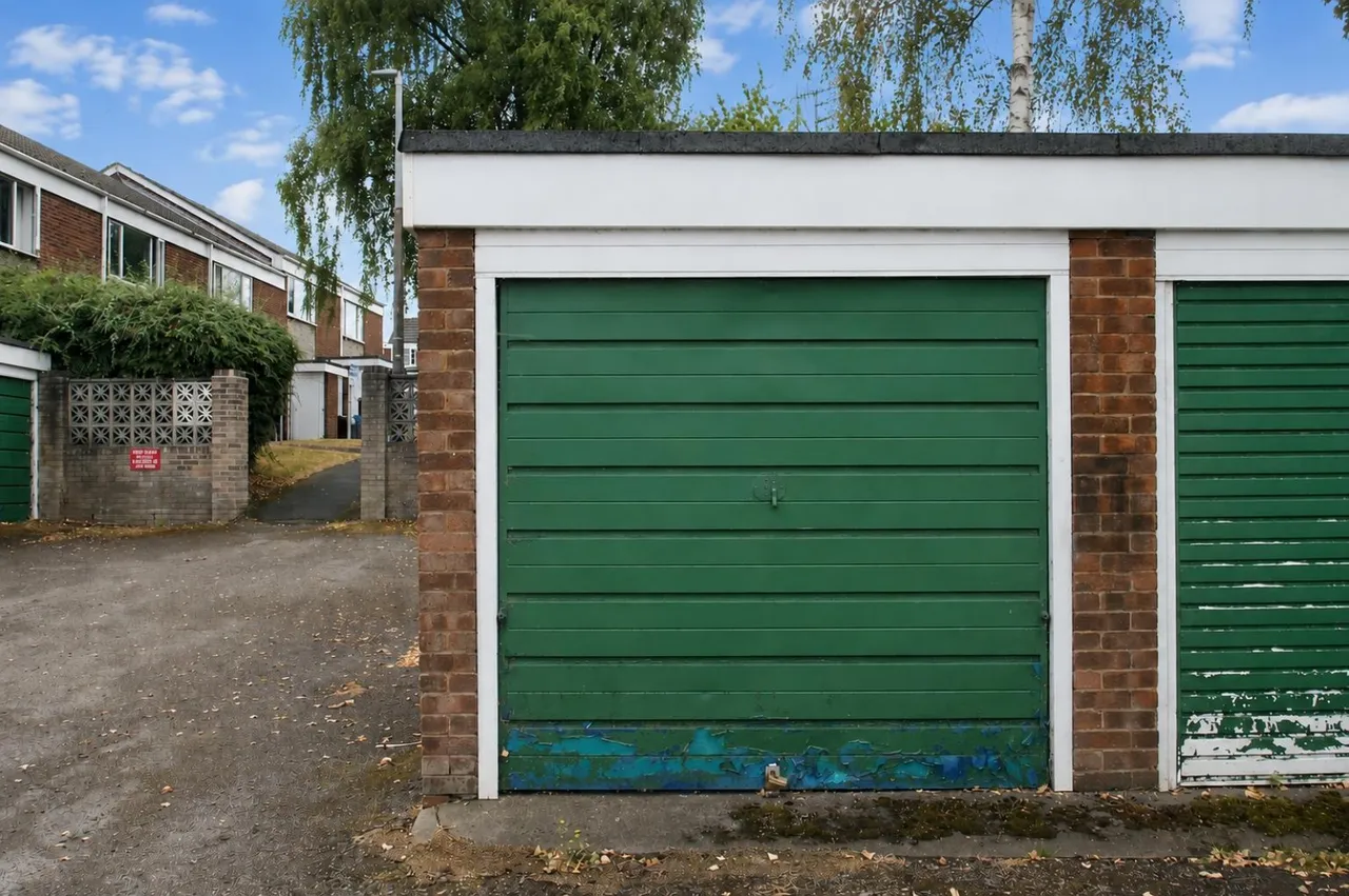 Pippin Avenue, Halesowen, photo 9