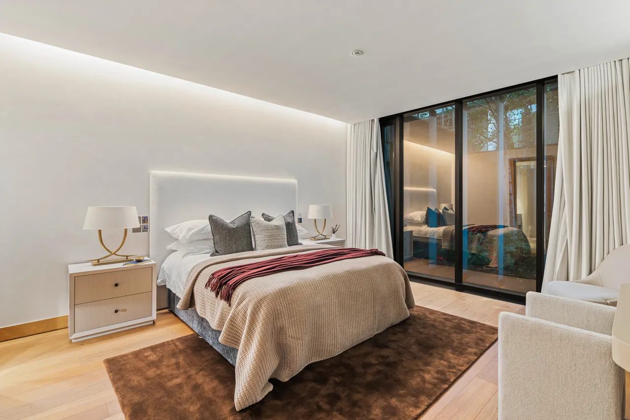 100 Knightsbridge, Knightsbridge, London, photo 7