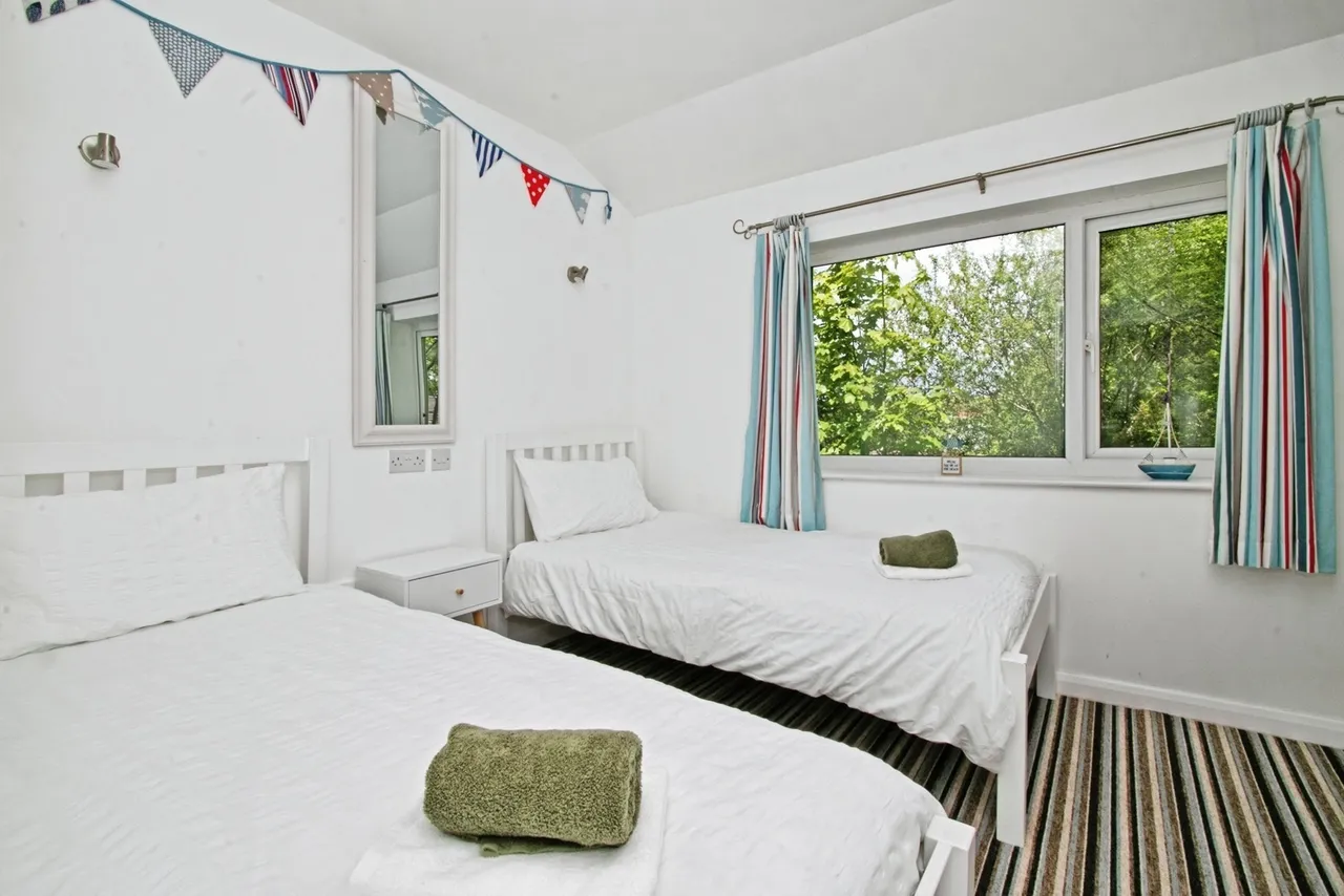 Manor Villas, Atlantic Reach, TR8, photo 12