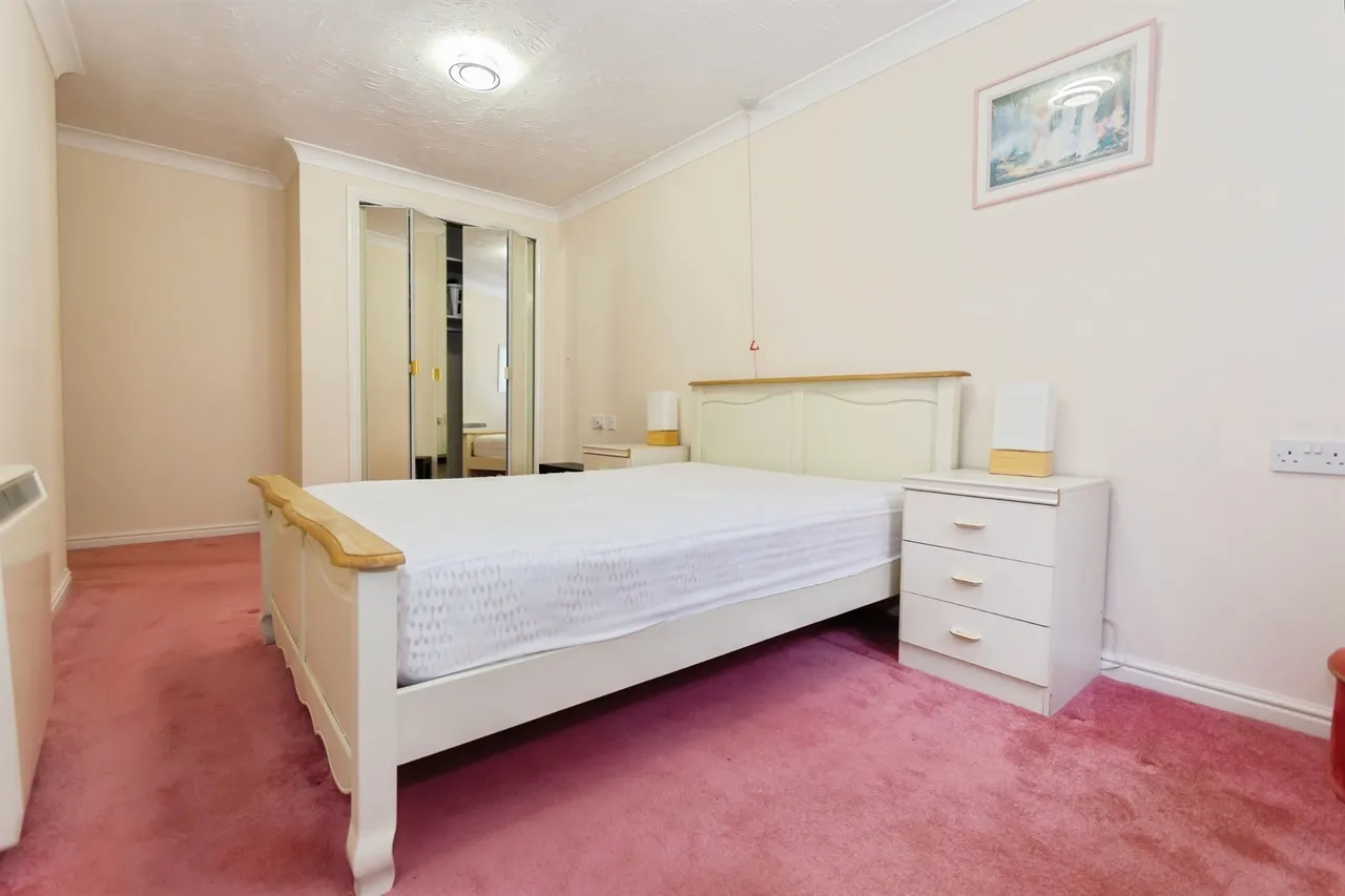 Haslucks Green Road, Shirley, B90, photo 15