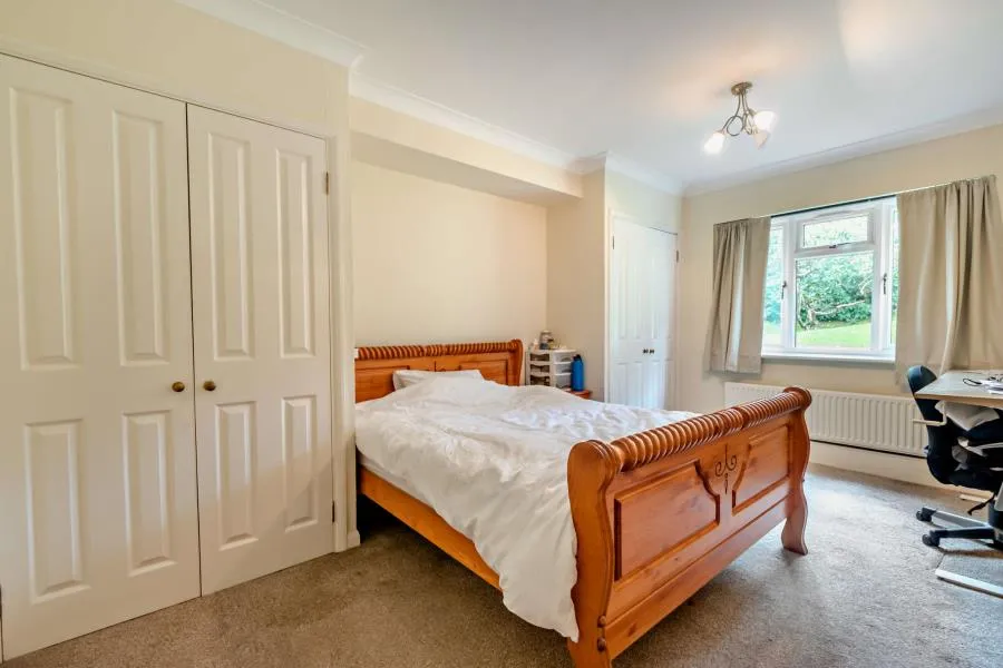 Eastbury Avenue, Northwood, HA6, photo 6