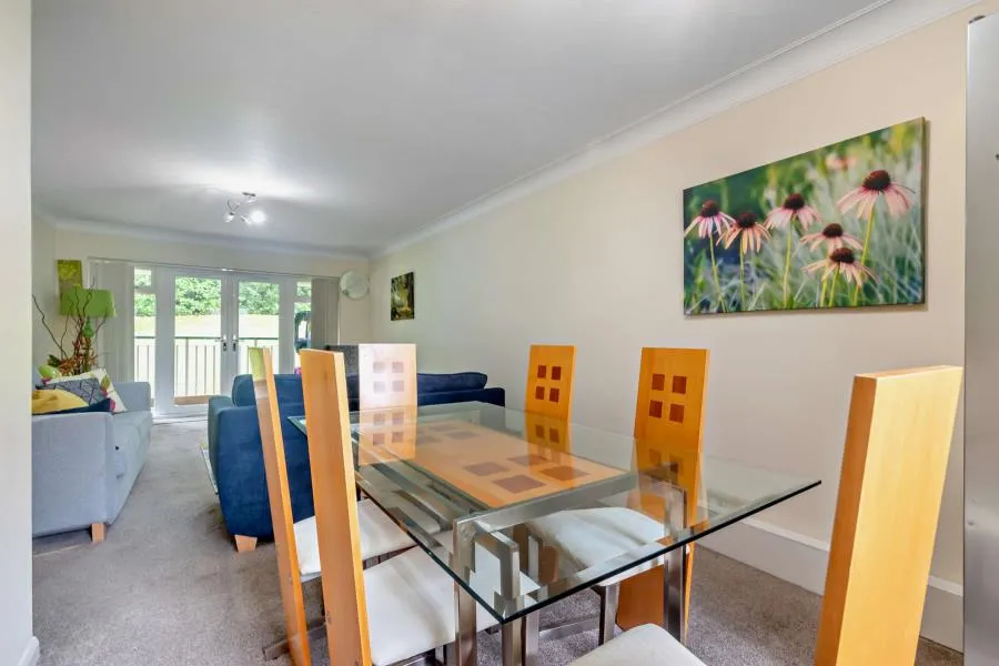 Eastbury Avenue, Northwood, HA6, photo 4