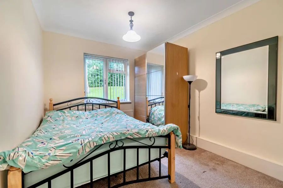 Eastbury Avenue, Northwood, HA6, photo 9