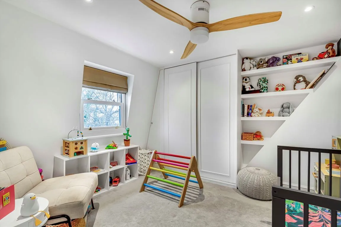 Fernlea Road, SW12, photo 7