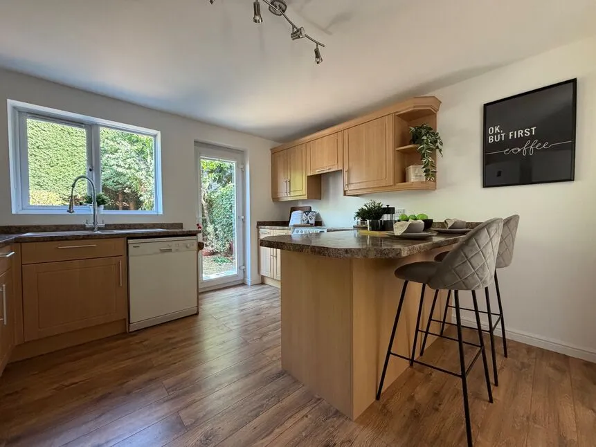 Beach Close, Evesham, Worcestershire, WR11, photo 3