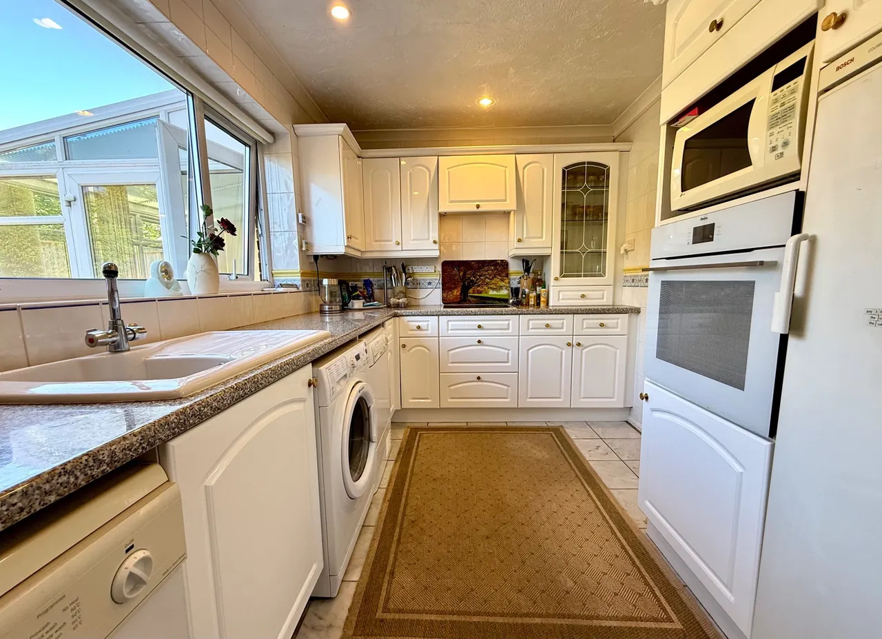 Overbrook, Swindon, Wiltshire, SN3 6AT, photo 4