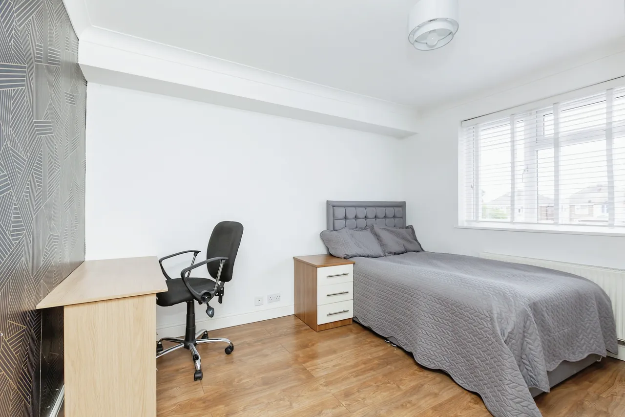 Sandringham Avenue, Rushey Mead, Leicester, photo 10