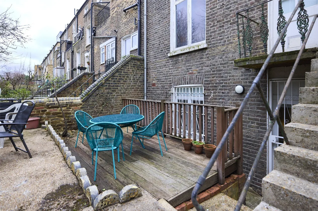 Tufnell Park Road, London, N7, photo 10