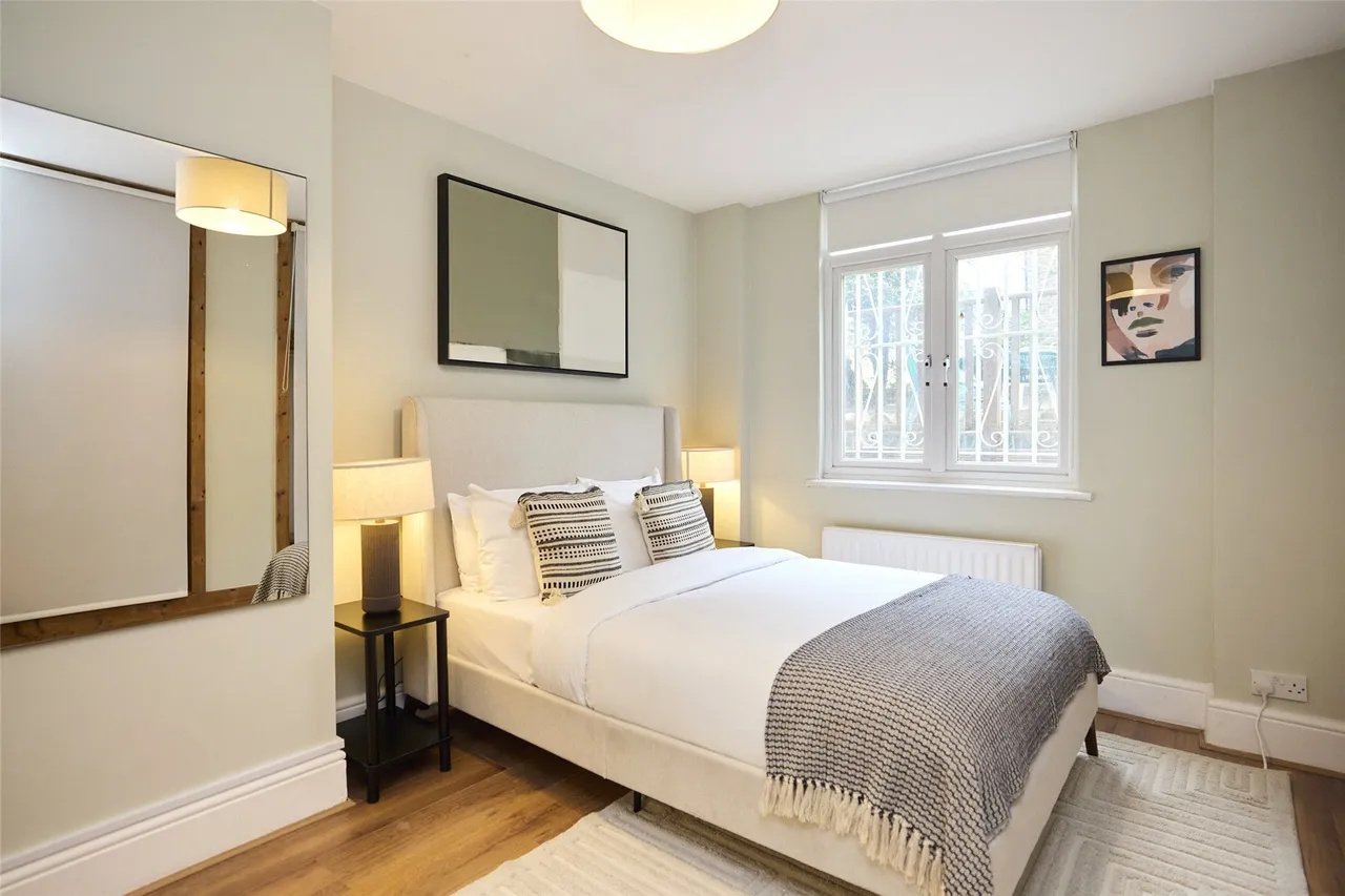 Tufnell Park Road, London, N7, photo 6