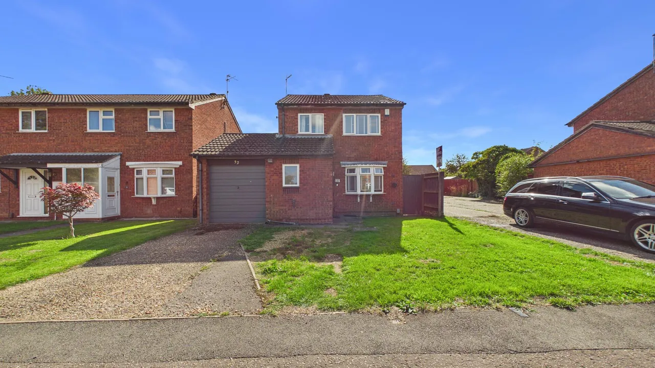 3 bed house for sale, Pheasant Grove, Werrington