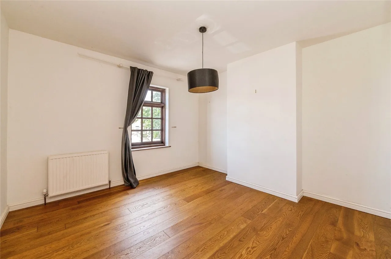 Junction Road, Warley, Brentwood, Essex, CM14, photo 8