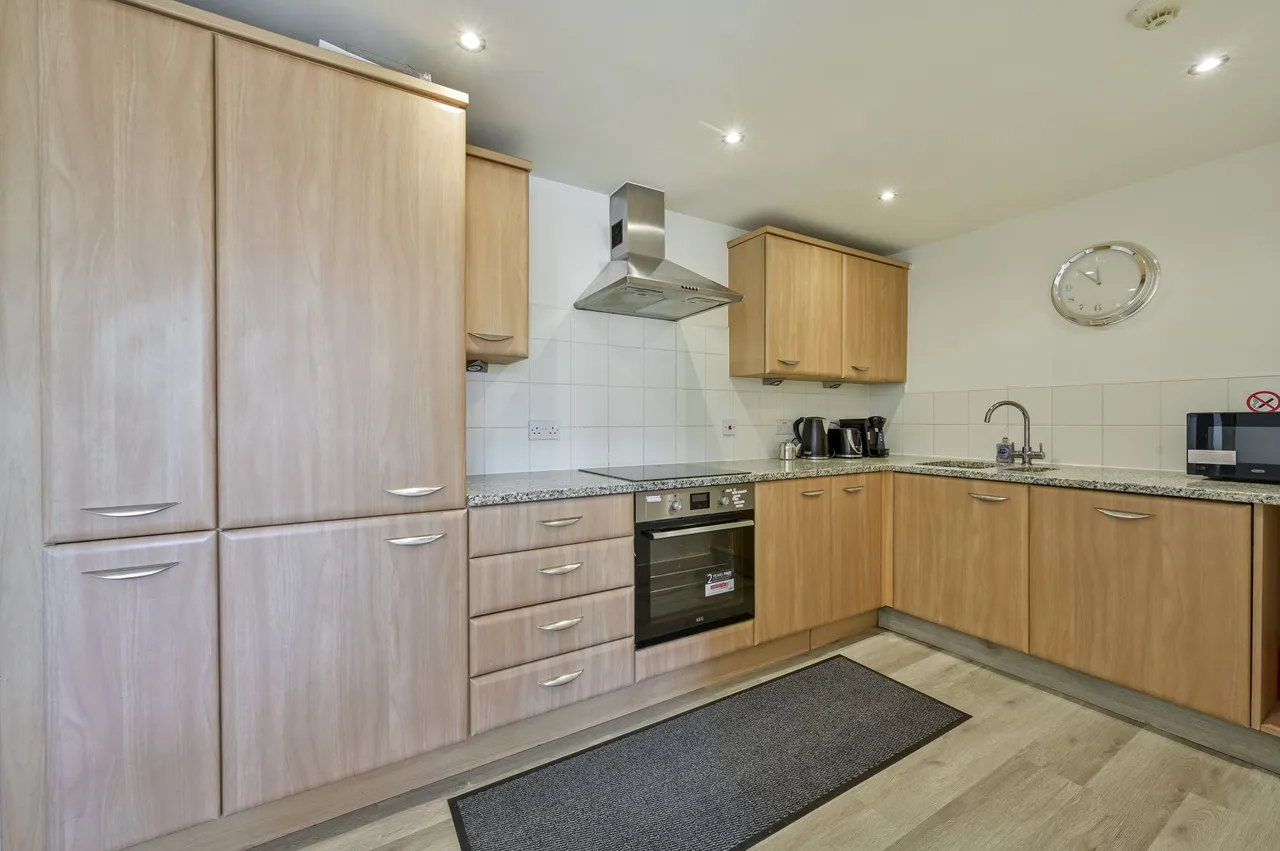 Apartment 25, 24 Point Pleasant, London, photo 9