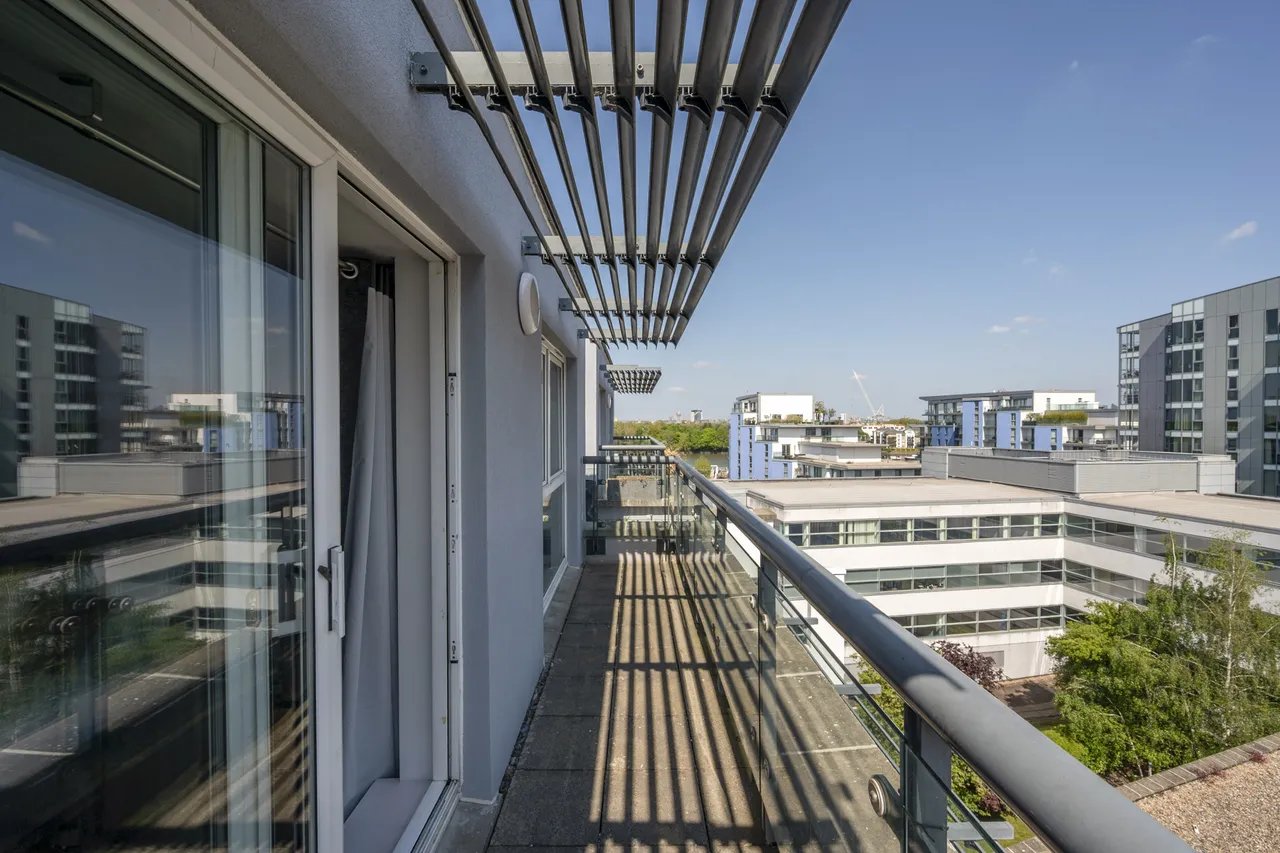 Apartment 25, 24 Point Pleasant, London, photo 3