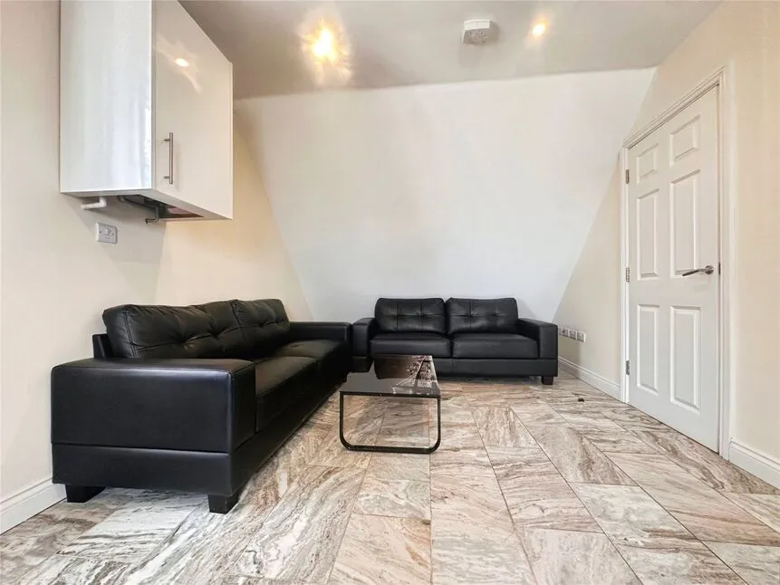 Co-Op Close, Barwell, Leicestershire, LE9, photo 4