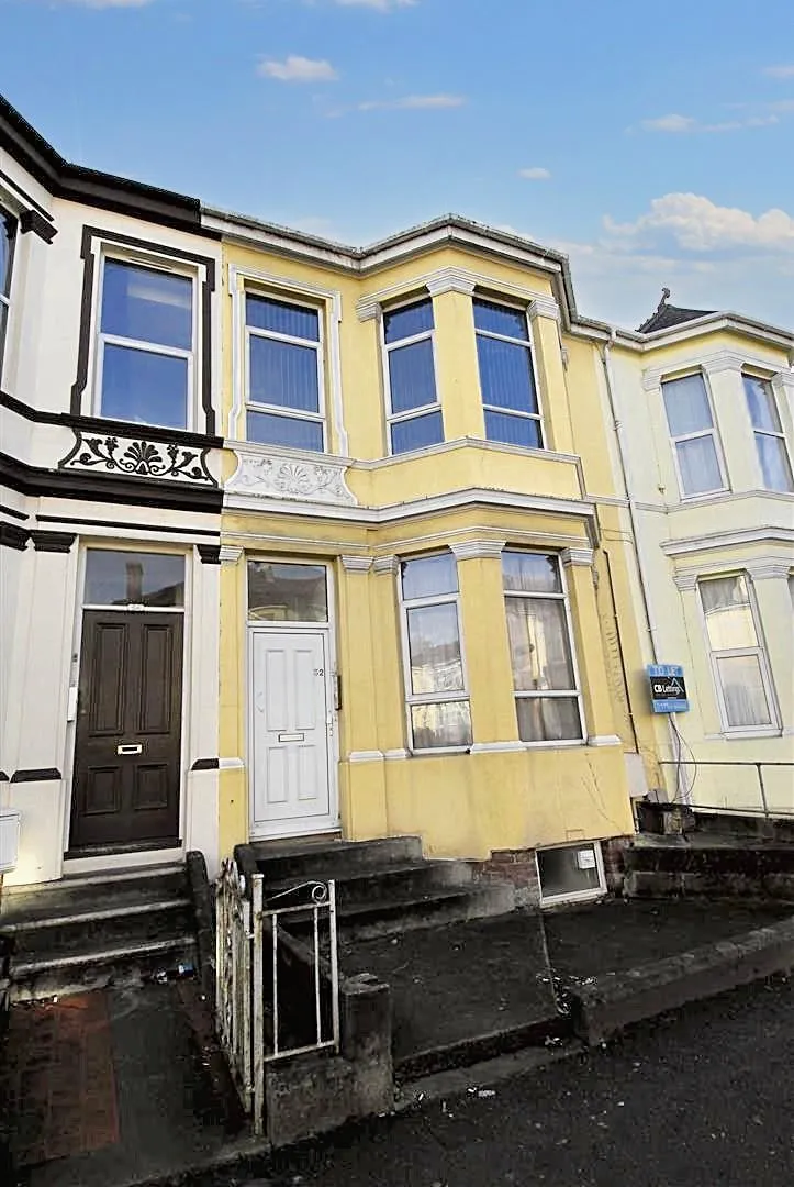 3 bed flat to rent, Beaumont Road, Plymouth