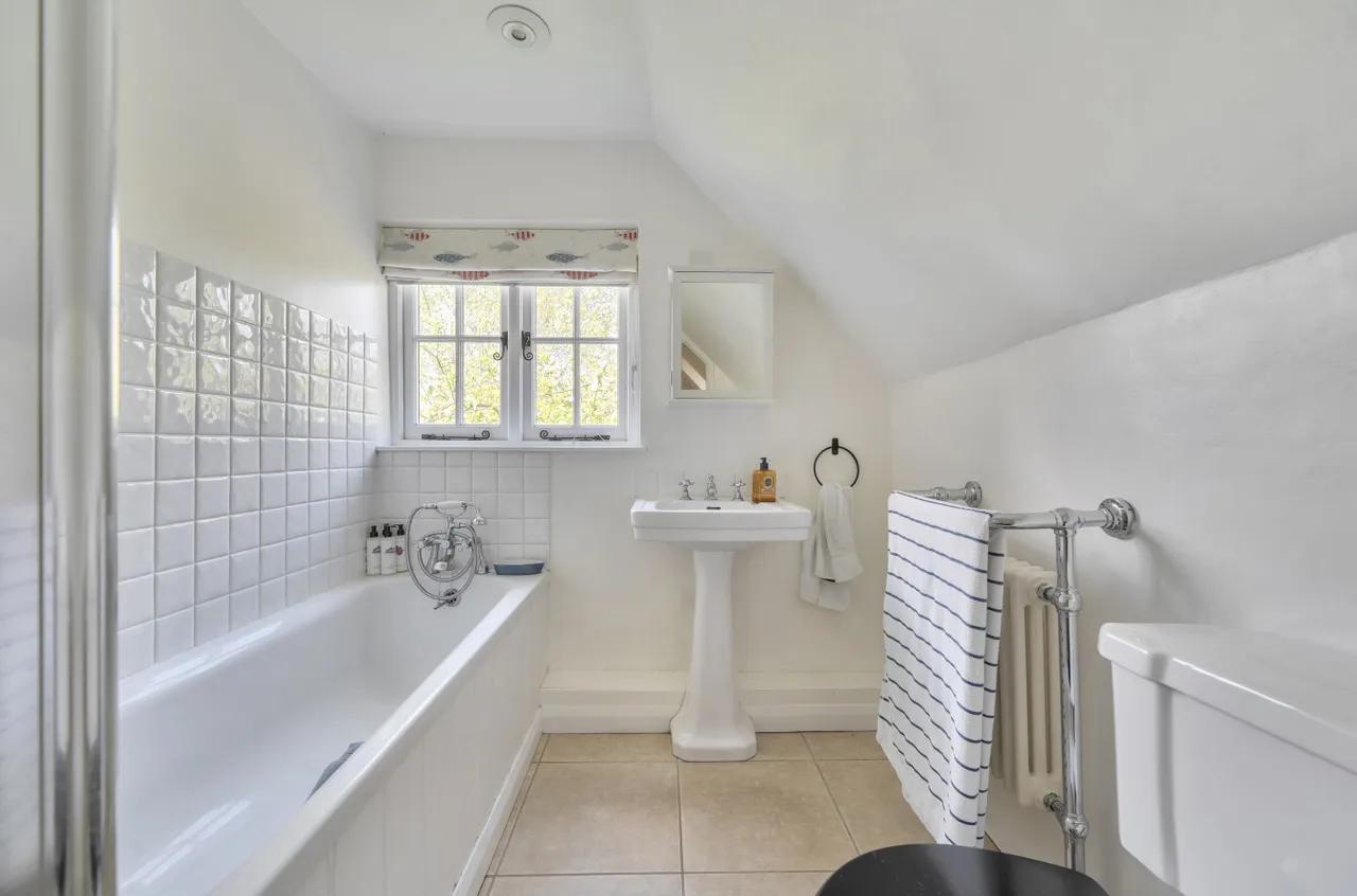 Easton, Winchester, SO21, photo 13