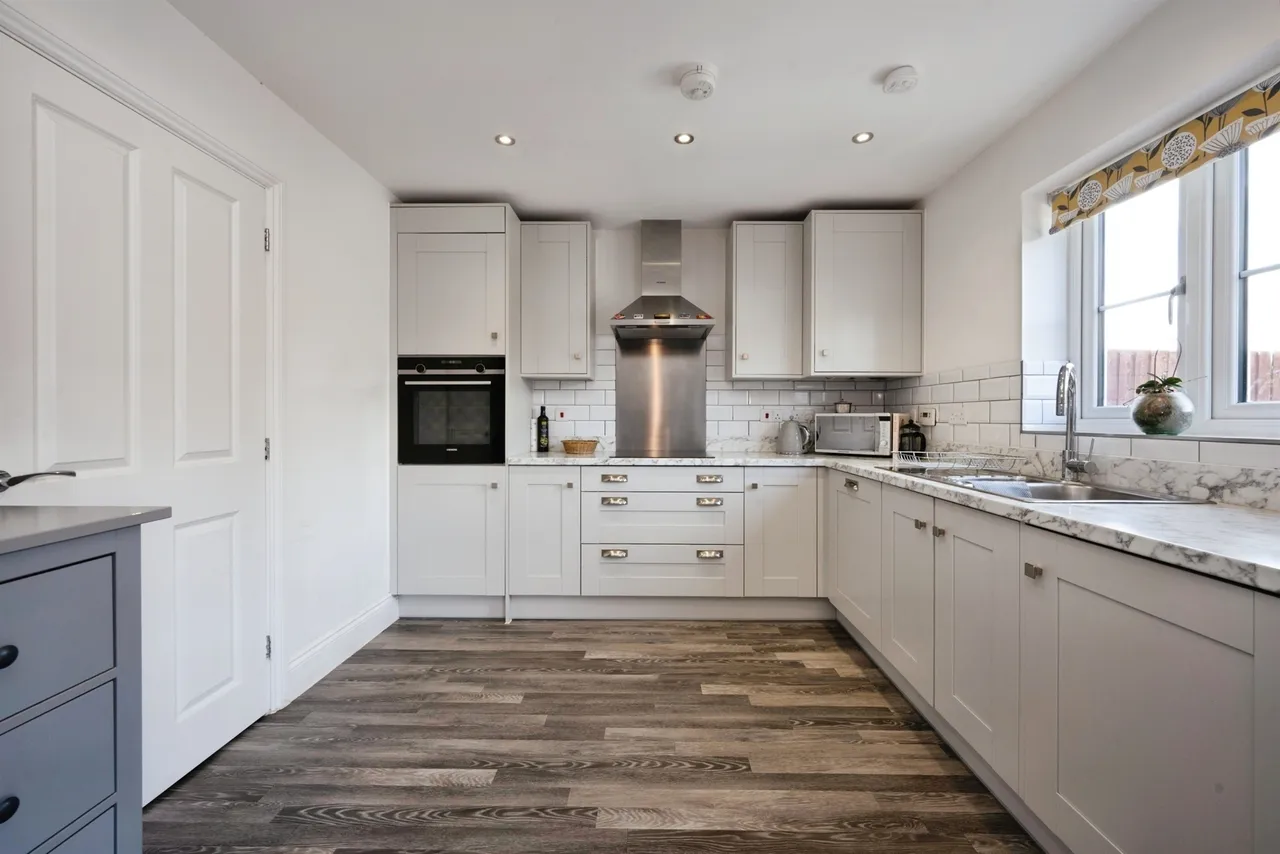 Rushington Meadow, Weston Turville, HP22, photo 9