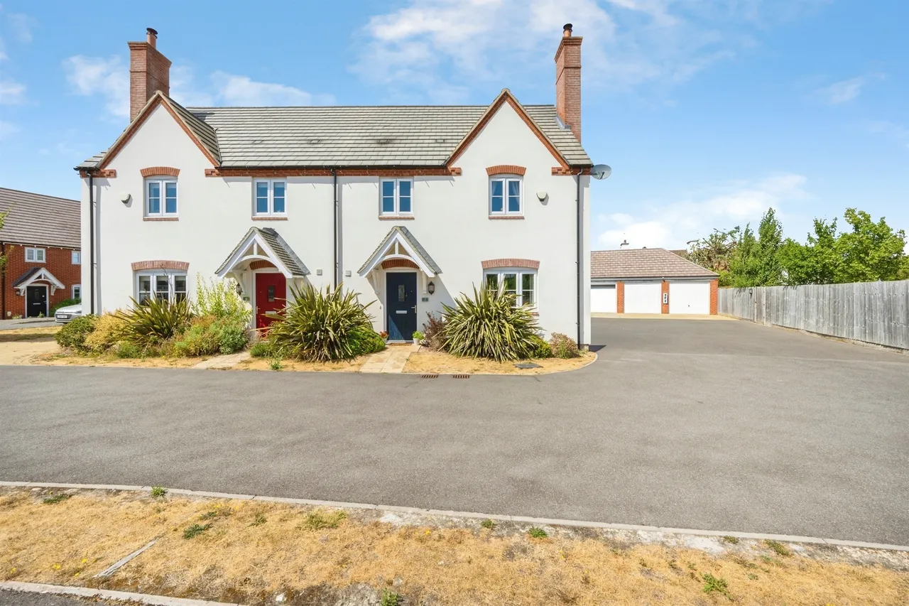 Rushington Meadow, Weston Turville, HP22, photo 31