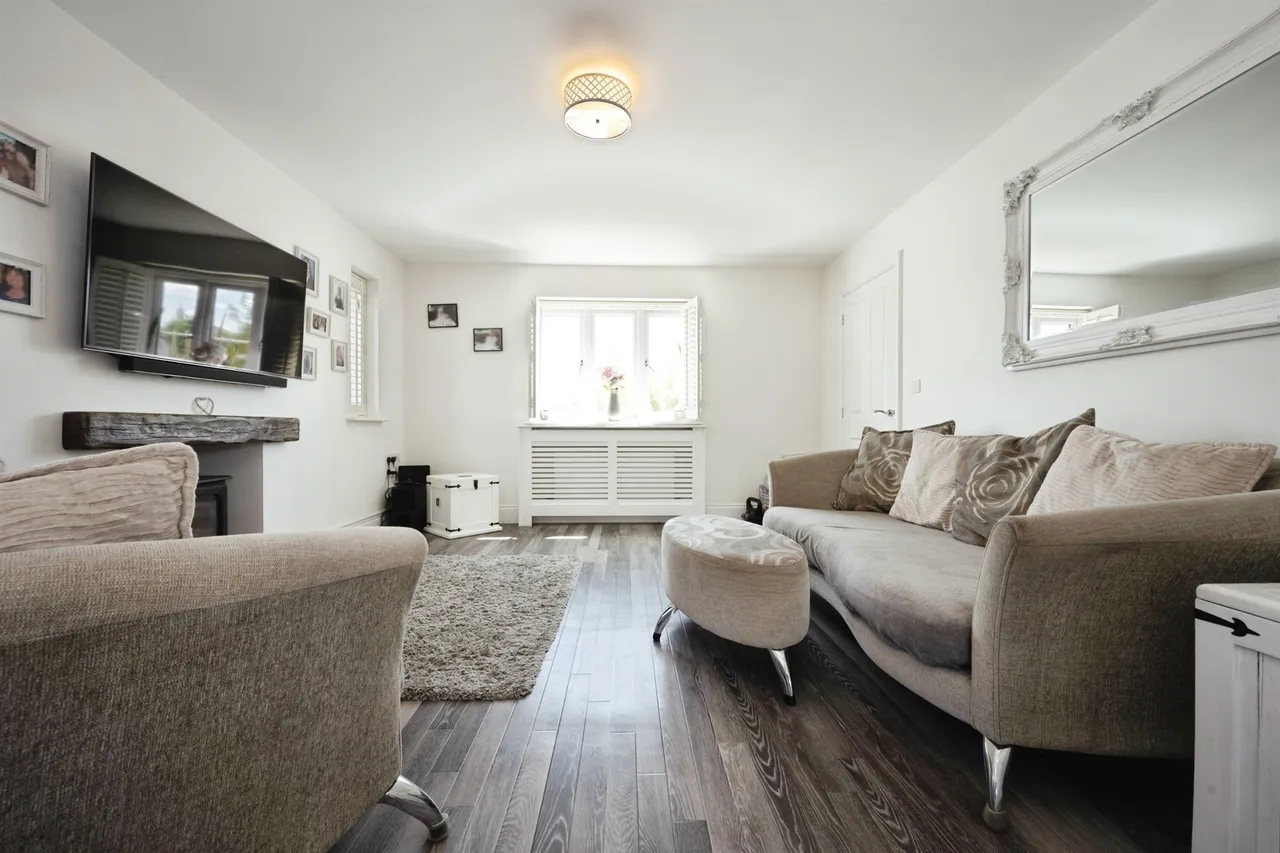 Rushington Meadow, Weston Turville, HP22, photo 5