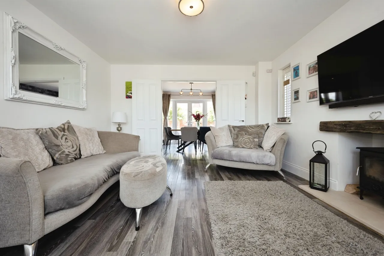 Rushington Meadow, Weston Turville, HP22, photo 2