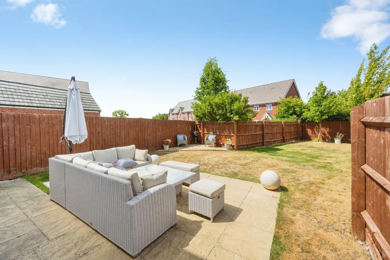 Rushington Meadow, Weston Turville, HP22, photo 26
