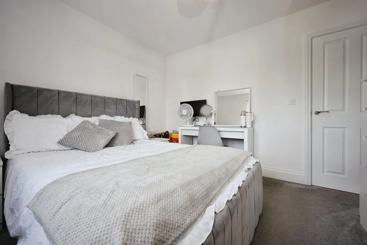 Rushington Meadow, Weston Turville, HP22, photo 15
